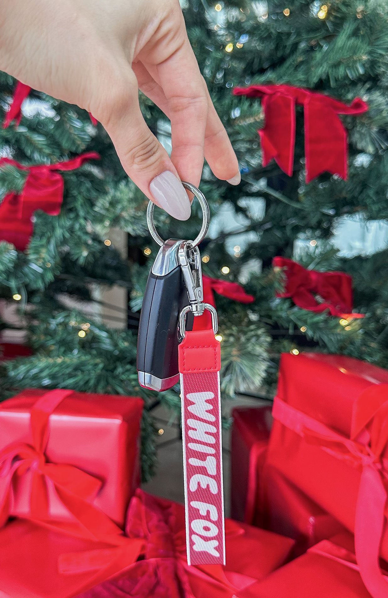 Red and White Strap Keychain - Next Level Design (12cm/17cm)