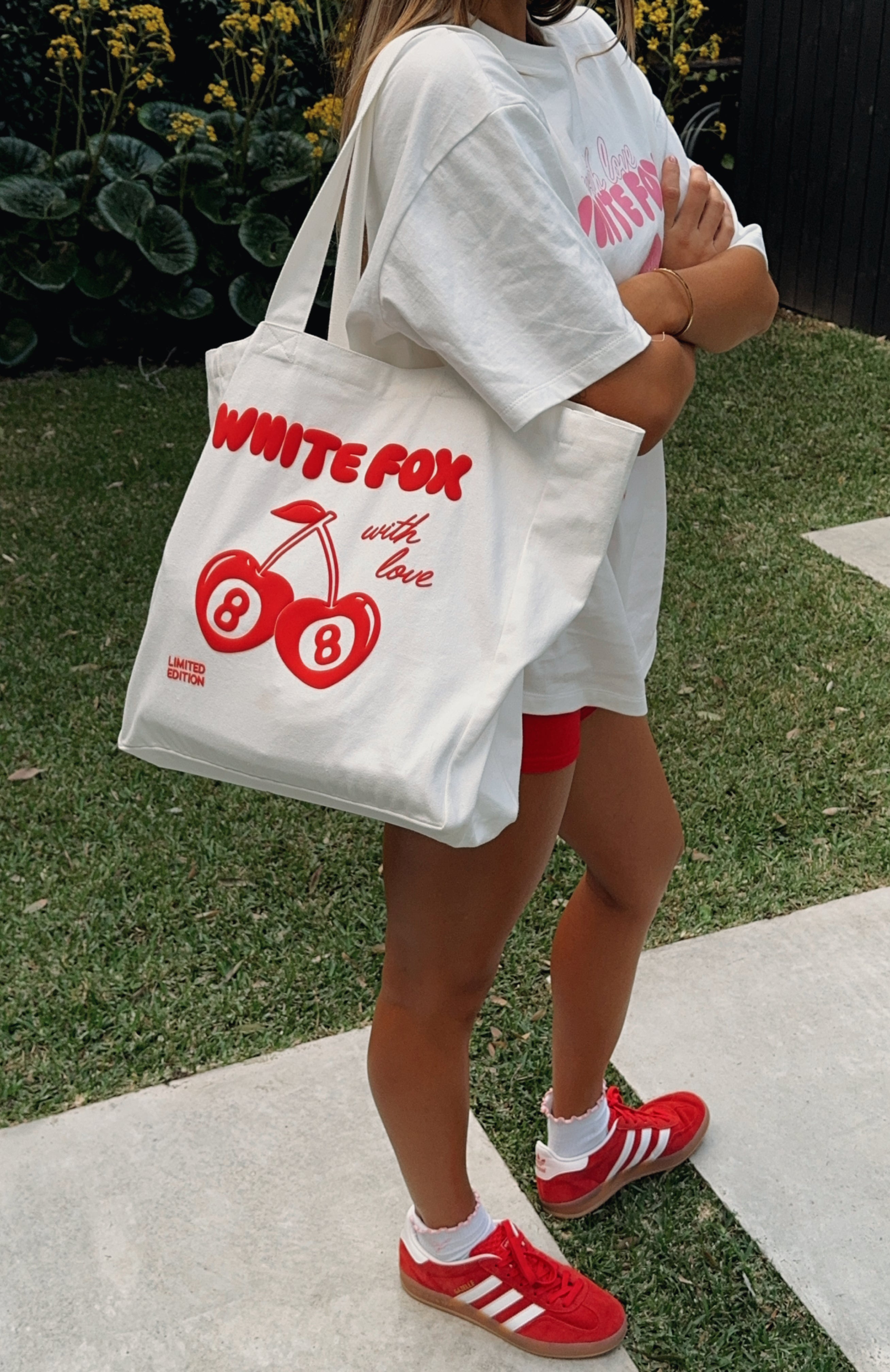 White Cotton Tote Bag With Love In The Moment Print