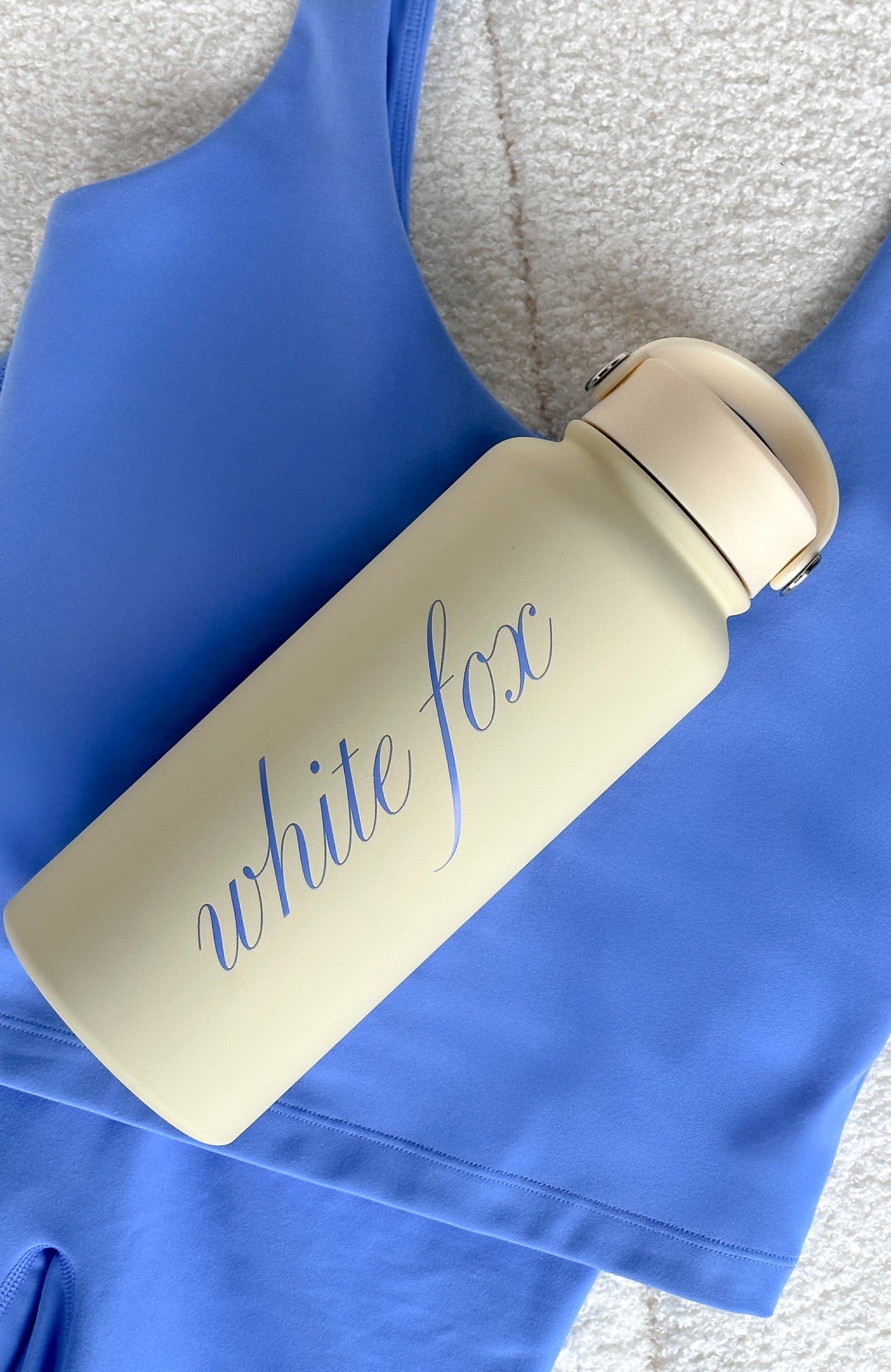 Stainless Steel Water Bottle 1L - Insulated, BPA-Free, Cream/Blueberry