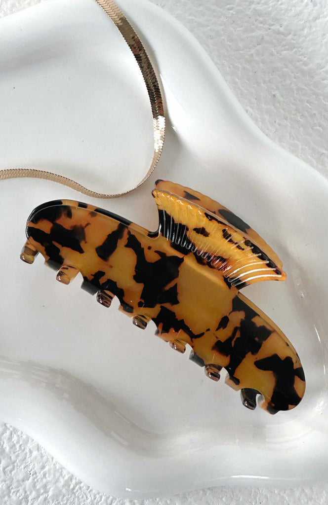 Tory Tortoise Hair Clip with Secure Grip – 9.5cm Acetate
