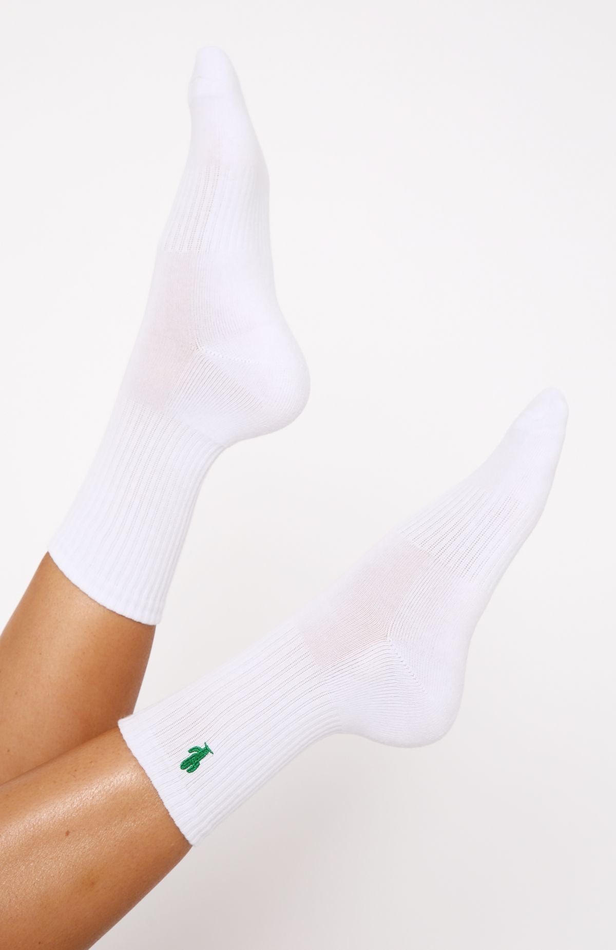 White Cotton Crew Socks - Oh So Comfy with Cushioned Arch Support