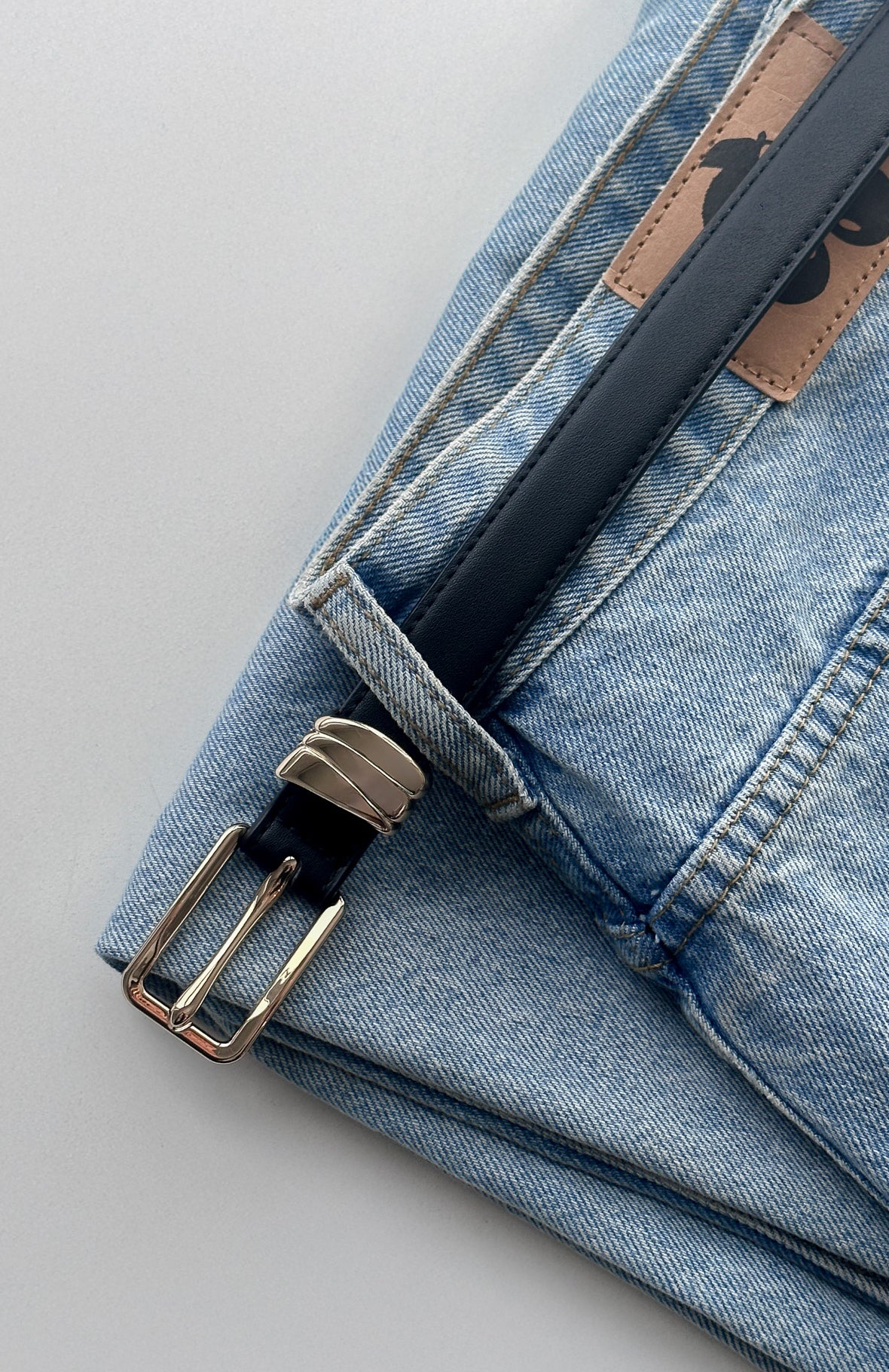 Hudson Black & Gold PU Leather Belt with Slim Silhouette