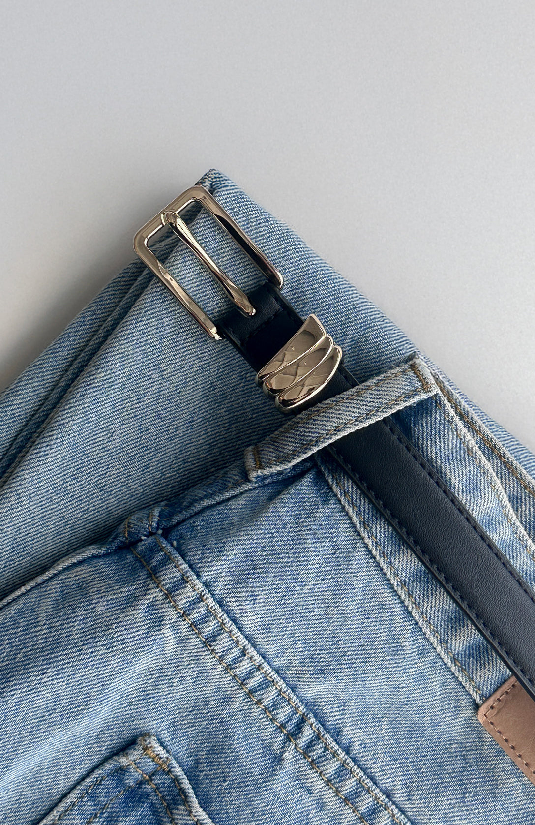 Hudson Black & Gold PU Leather Belt with Slim Silhouette