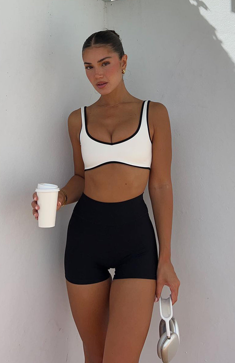 White Fox Active Keep Up High Waisted 4" Gym Shorts - Black