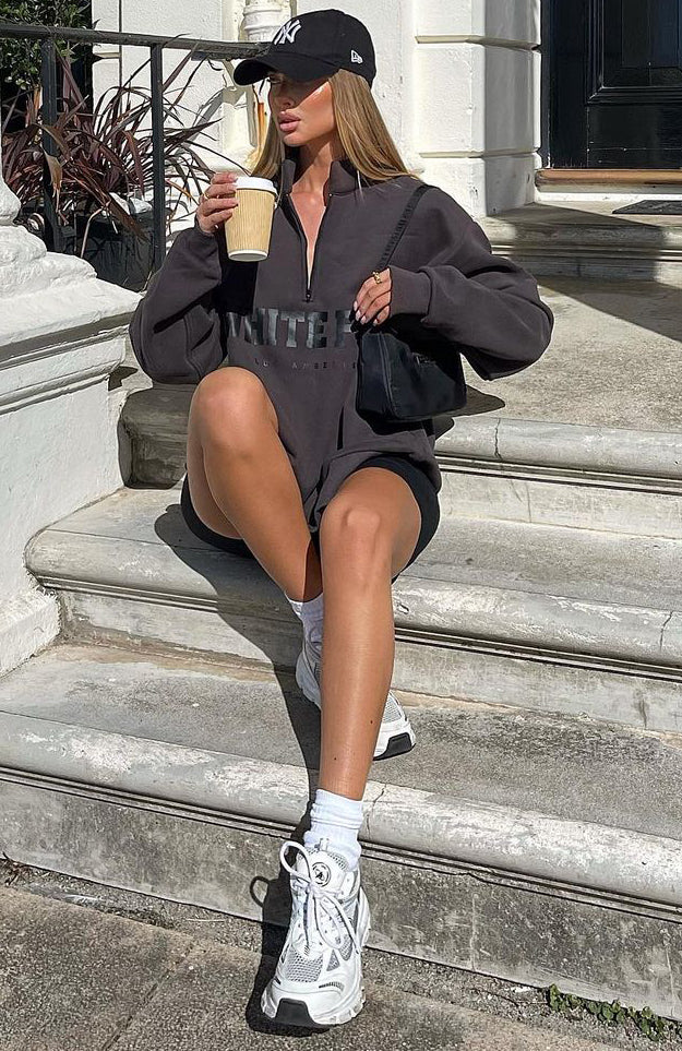 Oversized Zip Front Sweater - Vintage Fleece-Lined Hoodie