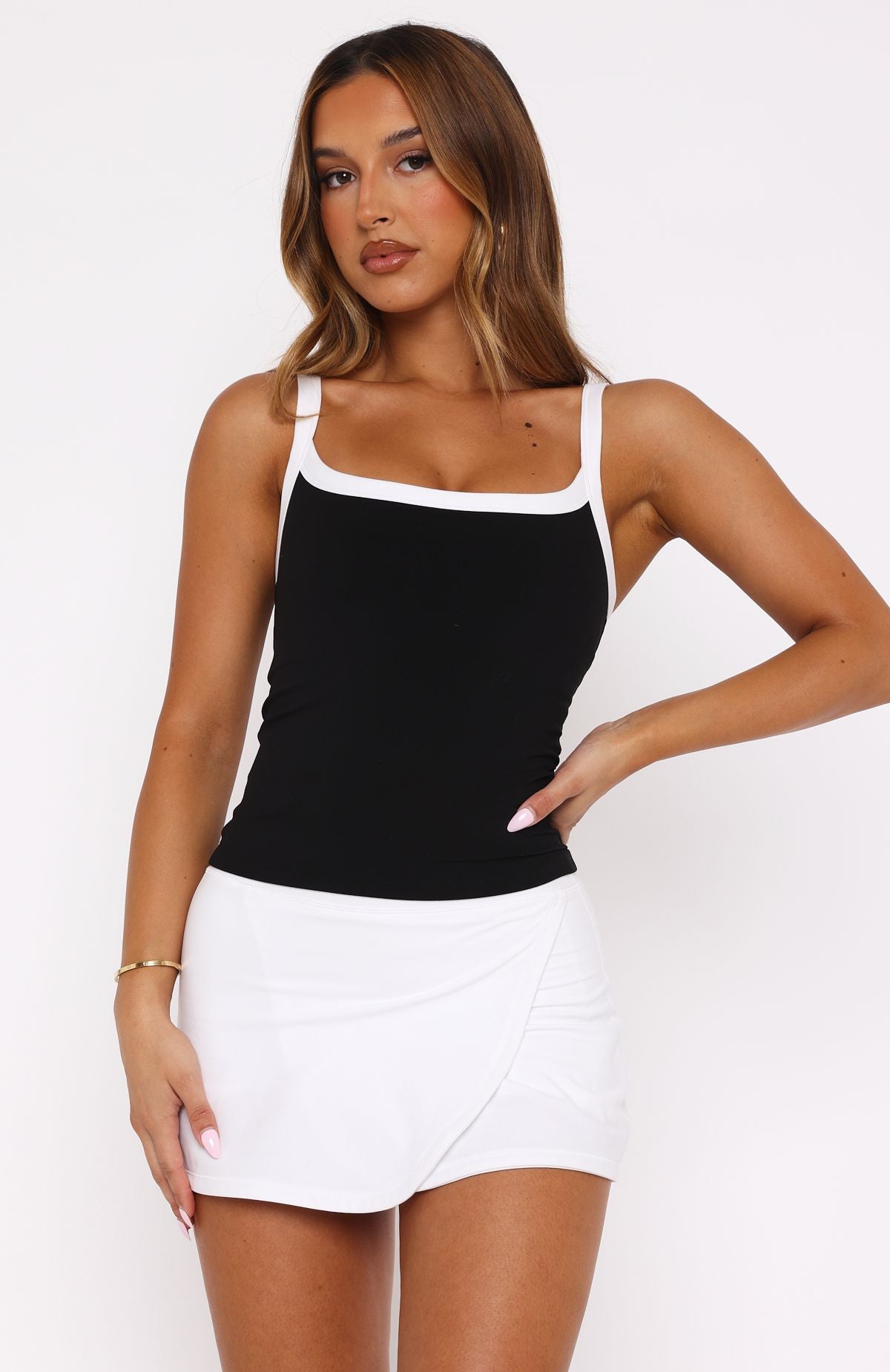 White Fox Active Now's The Time Sports Bra - Black/White Cropped Workout Top